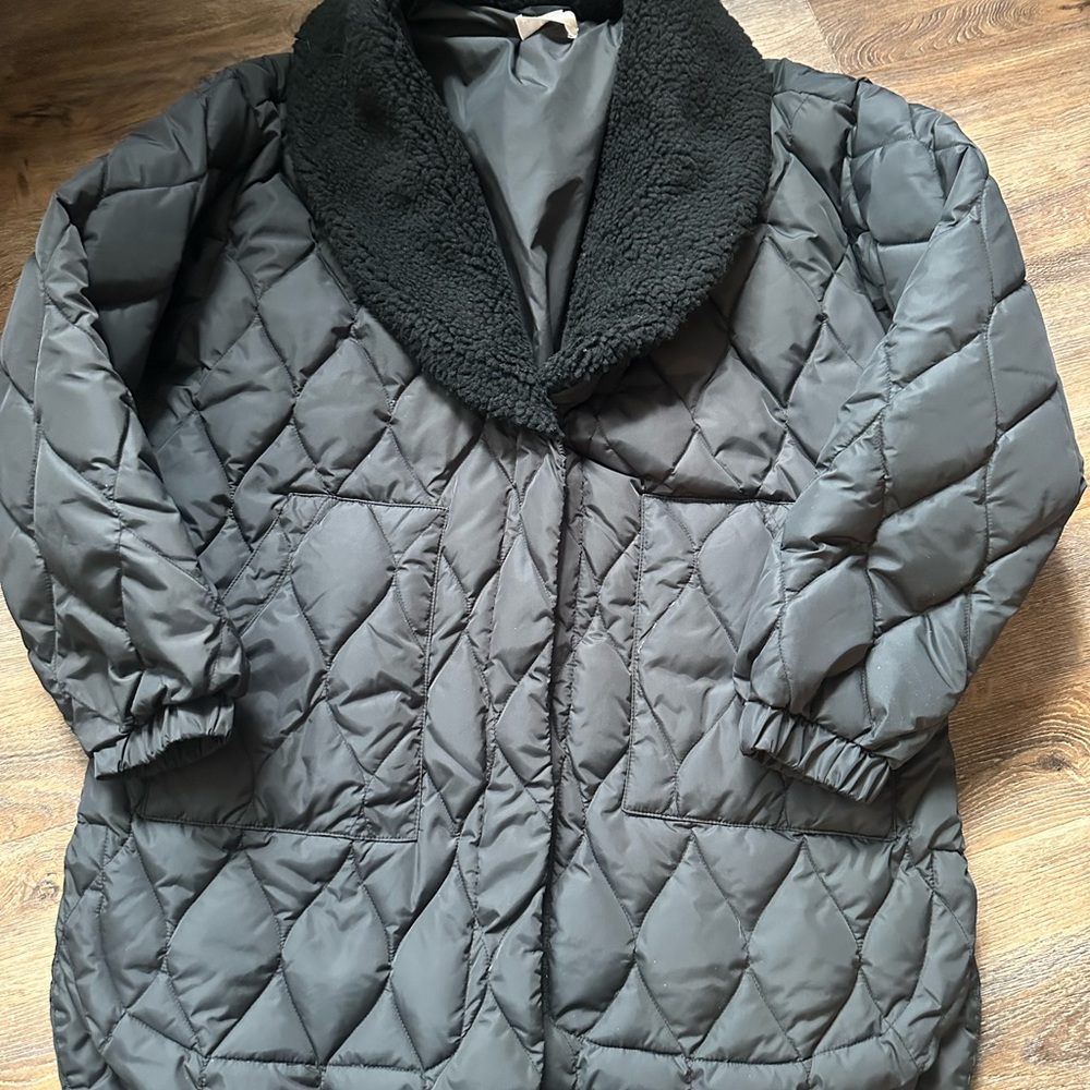 Spiritual Gangster Black Quilted Puffer Jacket with Wide Collar